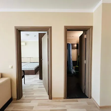 Sunny Plaza 54 Two Bedroom Apartman Napospart